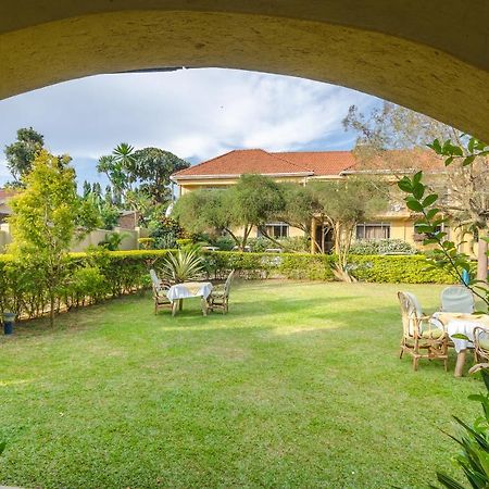 Victoria Travel Hotel Kampala Ngoại thất bức ảnh