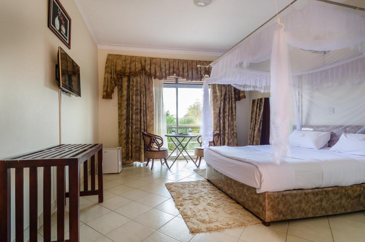 Victoria Travel Hotel Kampala Ngoại thất bức ảnh