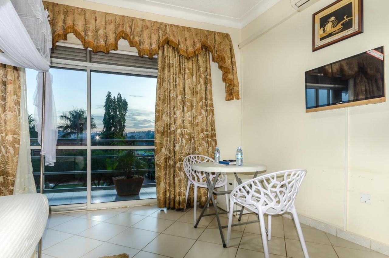 Victoria Travel Hotel Kampala Ngoại thất bức ảnh